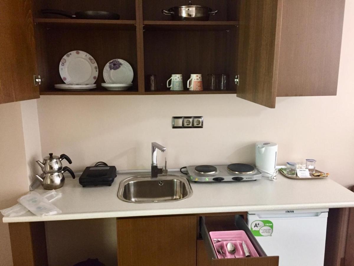 Dogan Palas Suites Istanboel Buitenkant foto
